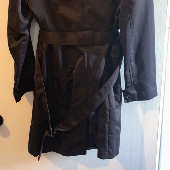 Layered Cole Haan Trench Coat with belt - size 8 - Picture 5 of 11